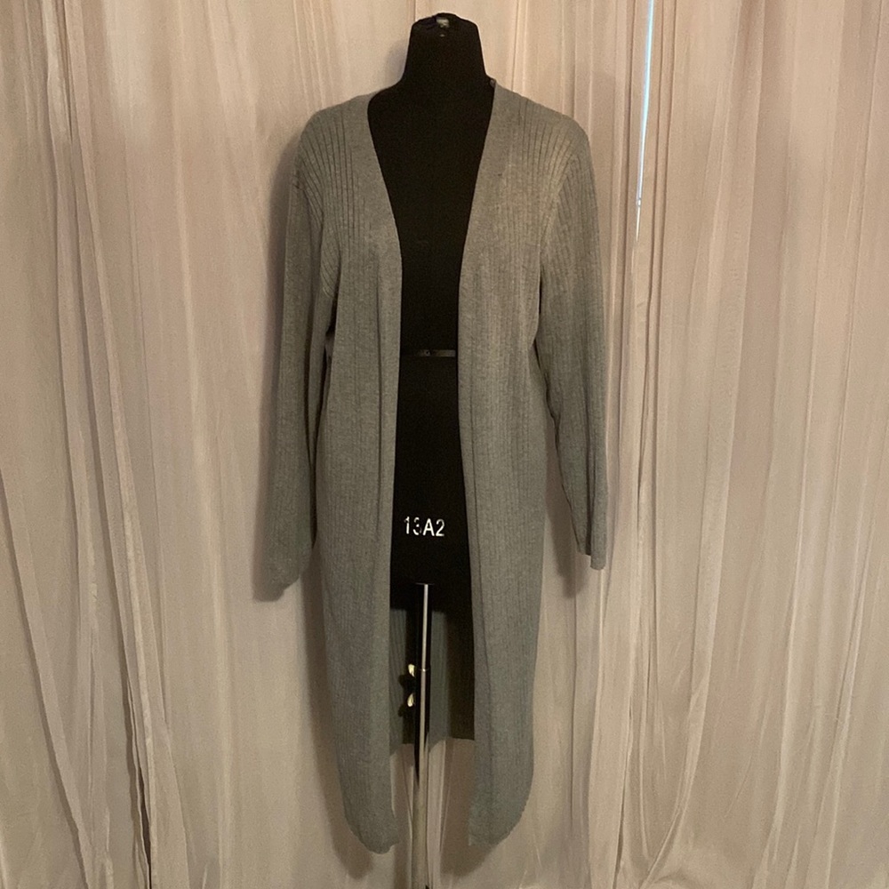 Plus 3x calf length knit gray cardigan